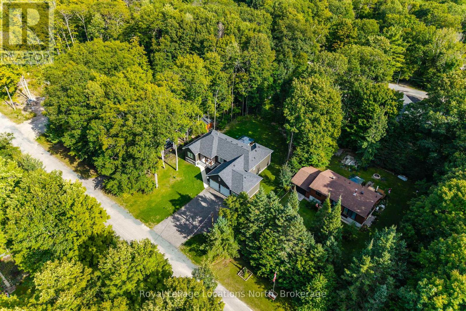 15 Pinecone Avenue, Tiny, Ontario  L9M 0J2 - Photo 6 - S12765138