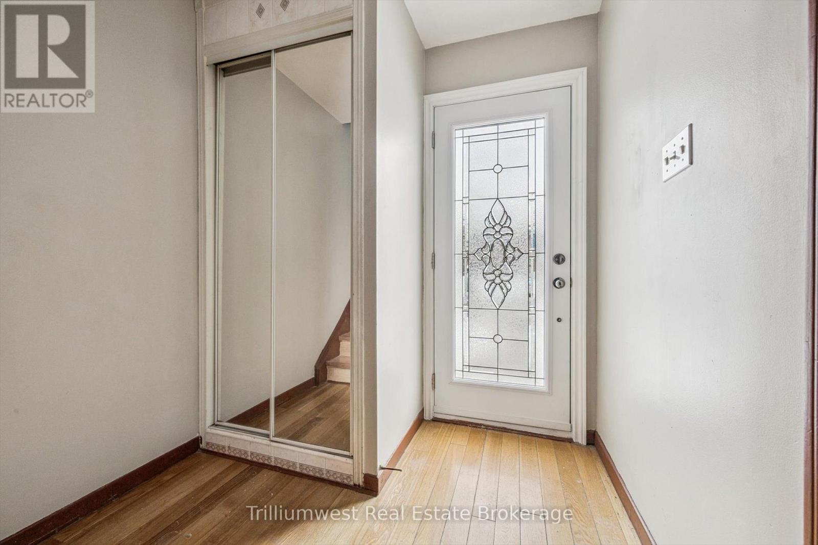 49 - 900 Central Park Drive, Brampton, Ontario  L6S 3J6 - Photo 5 - W12762242