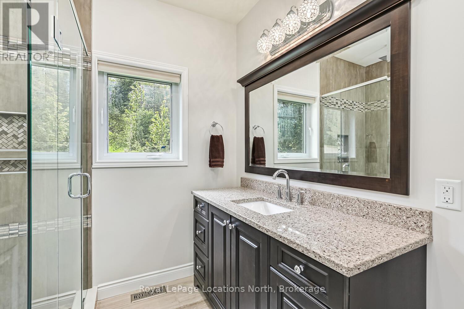 109 Kionontio Trail, Blue Mountains, Ontario  L9Y 0R6 - Photo 19 - X12765142