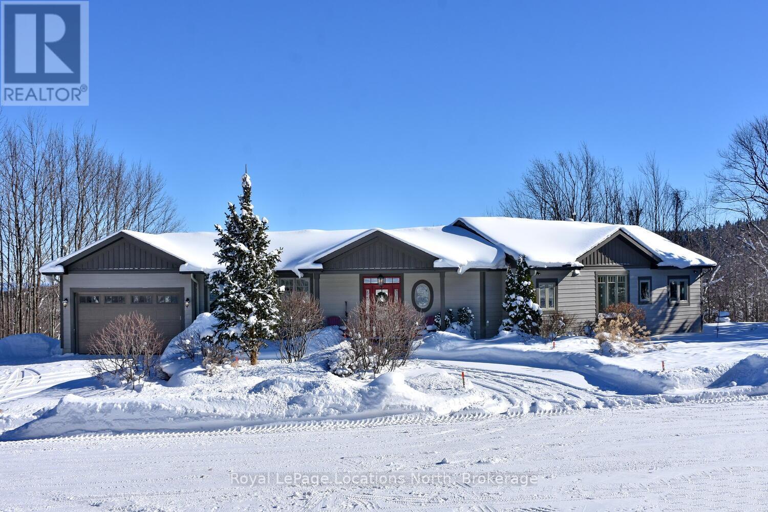 109 Kionontio Trail, Blue Mountains, Ontario  L9Y 0R6 - Photo 2 - X12765142