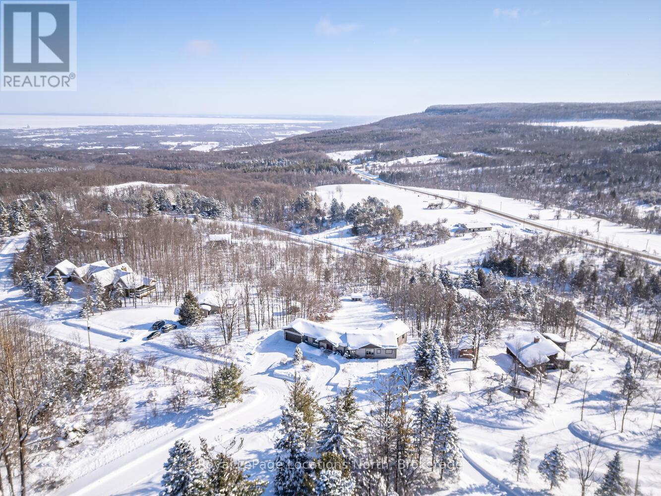 109 Kionontio Trail, Blue Mountains, Ontario  L9Y 0R6 - Photo 40 - X12765142