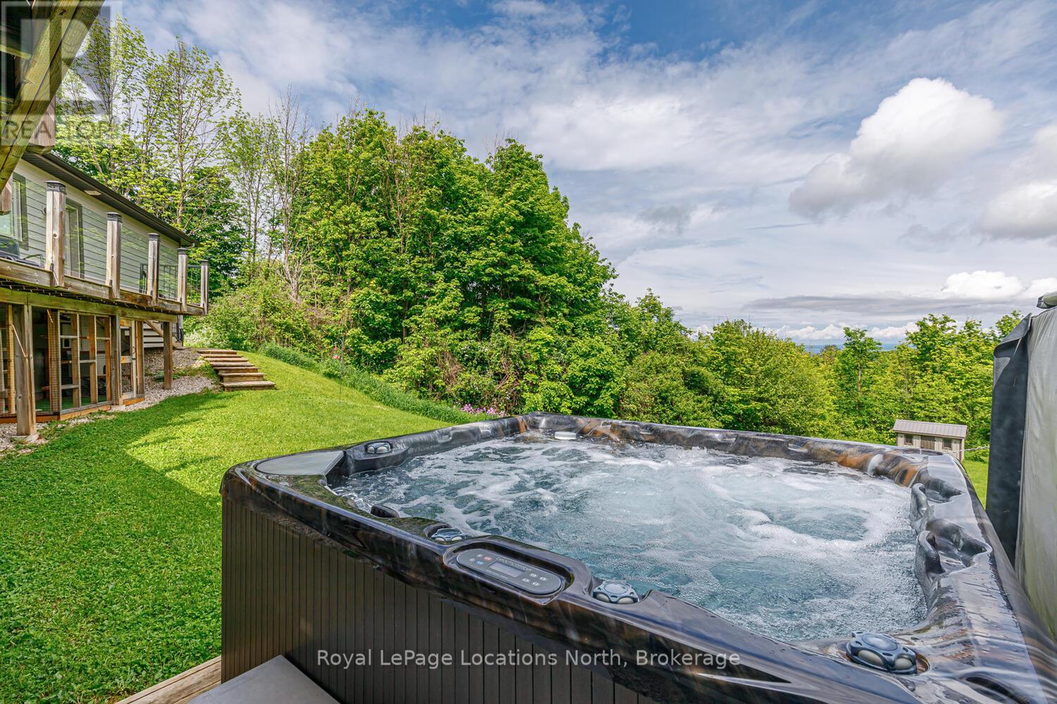 109 Kionontio Trail, Blue Mountains, Ontario  L9Y 0R6 - Photo 48 - X12765142