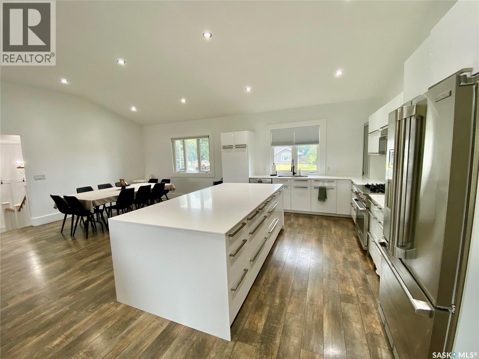 837 Prospect Avenue, Oxbow, Saskatchewan  S0C 2B0 - Photo 7 - SK013776