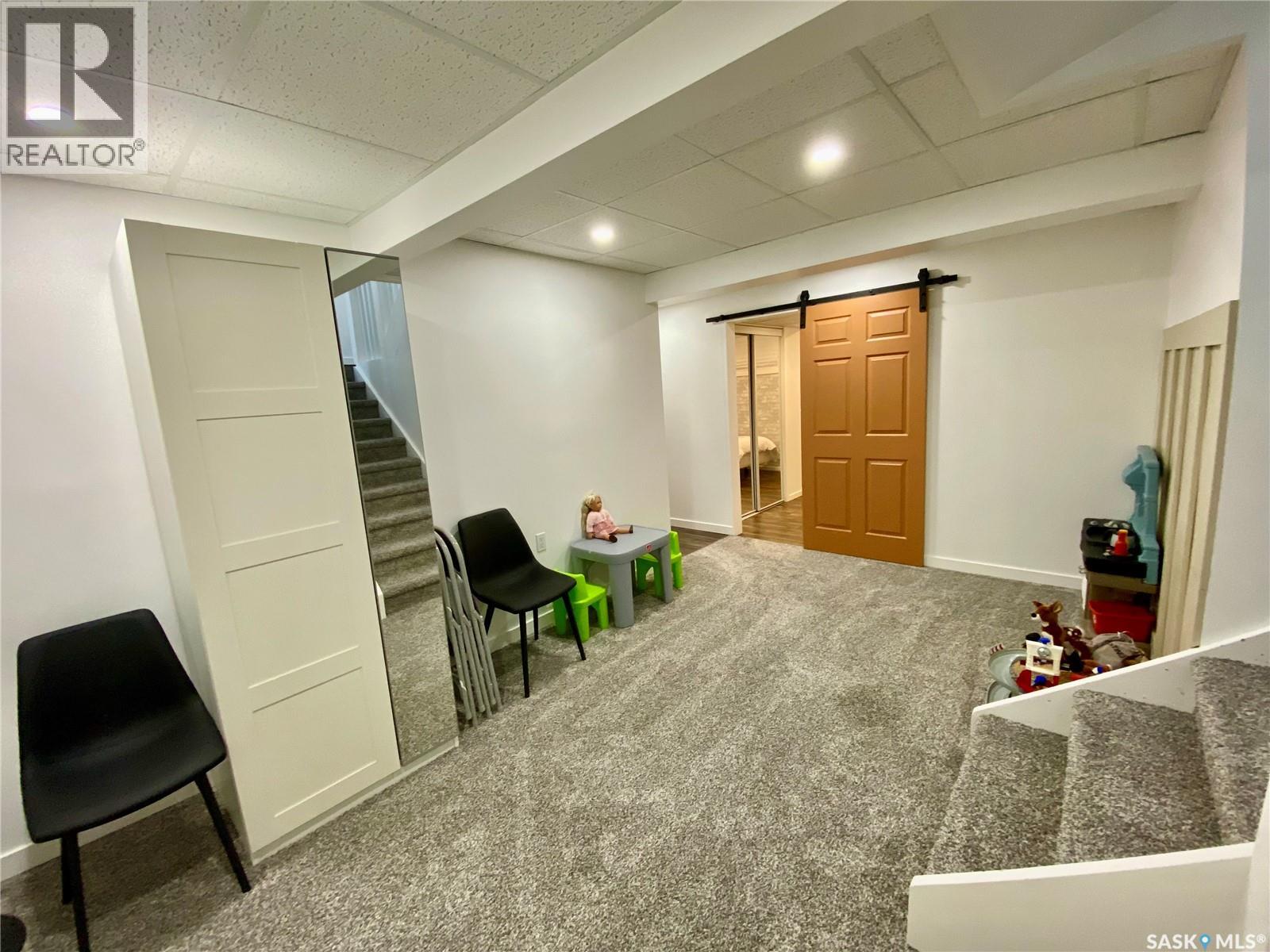 837 Prospect Avenue, Oxbow, Saskatchewan  S0C 2B0 - Photo 22 - SK013776