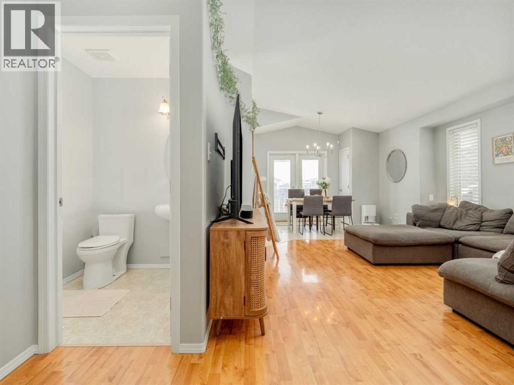 109 Peigan Court W, Lethbridge, Alberta  T1K 7N9 - Photo 6 - A2282036