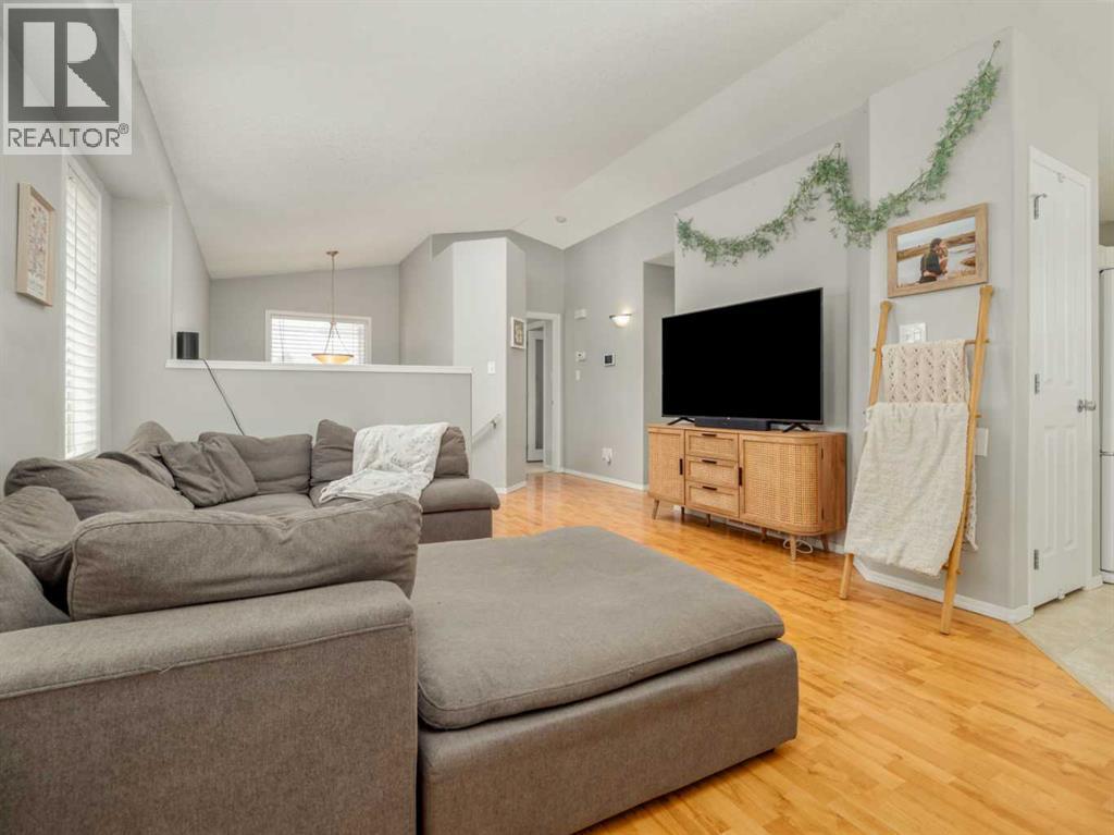 109 Peigan Court W, Lethbridge, Alberta  T1K 7N9 - Photo 10 - A2282036