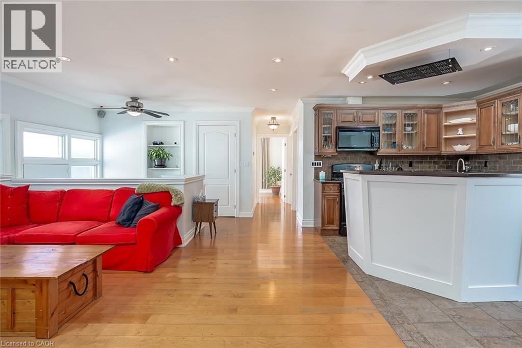 1175 Pinegrove Road, Oakville, Ontario  L6L 2W3 - Photo 13 - 40799549