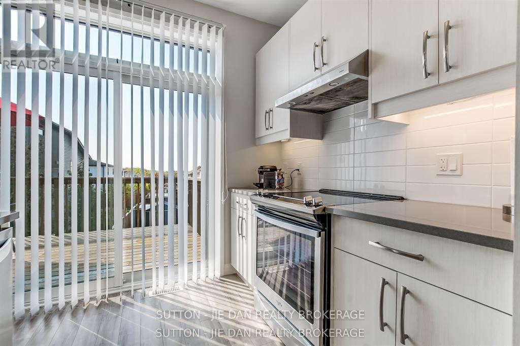 2 - 819 Kleinburg Drive, London North, Ontario  N5X 0N6 - Photo 5 - X12765114