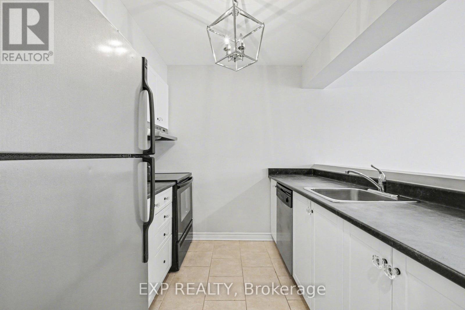 801 - 154 Nelson Street, Ottawa, Ontario  K1N 7R5 - Photo 11 - X12765082