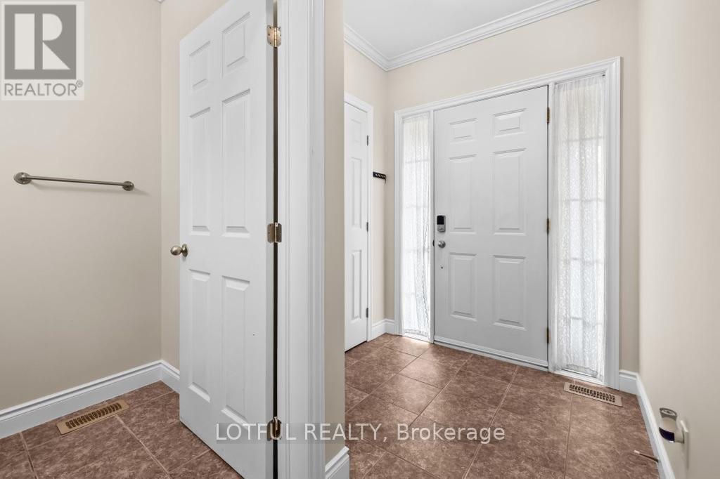 1008 Pinecrest Road, Ottawa, Ontario  K2B 6B5 - Photo 5 - X12765156