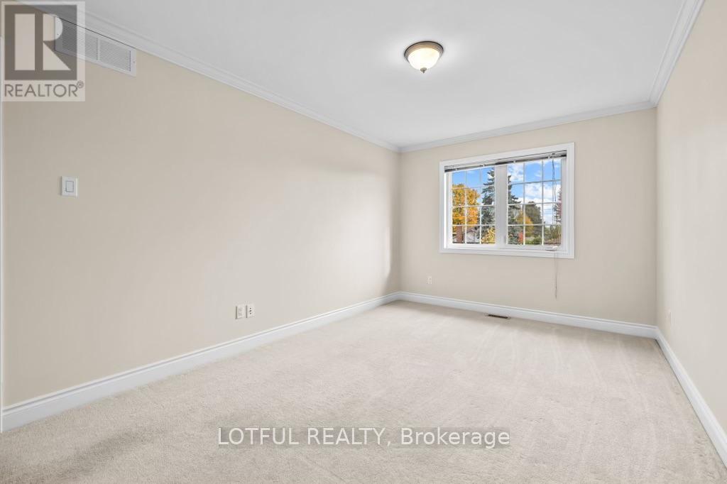 1008 Pinecrest Road, Ottawa, Ontario  K2B 6B5 - Photo 18 - X12765160