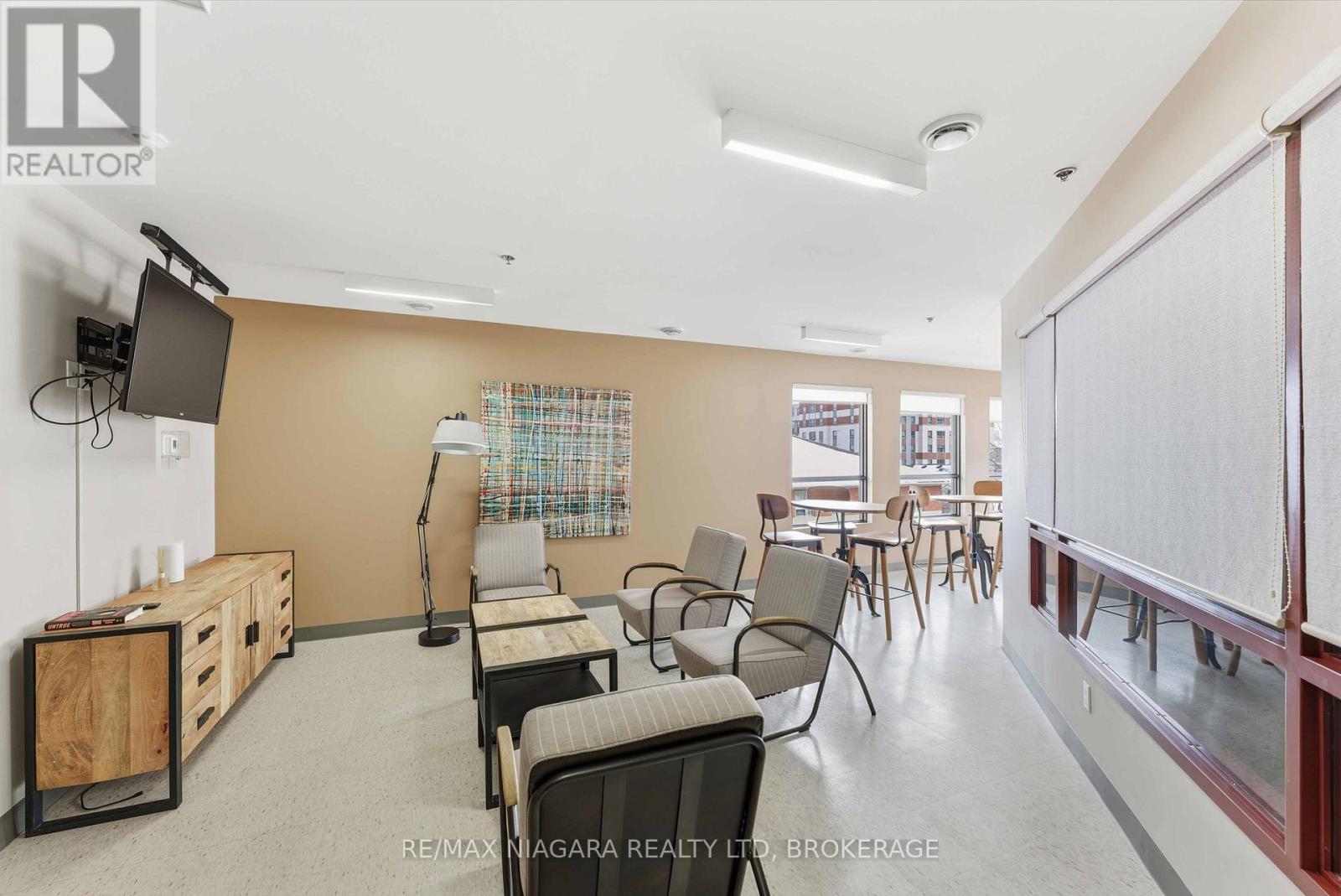 404 - 26 Wellington Street, St. Catharines (Downtown), Ontario  L2R 5P8 - Photo 25 - X12765170