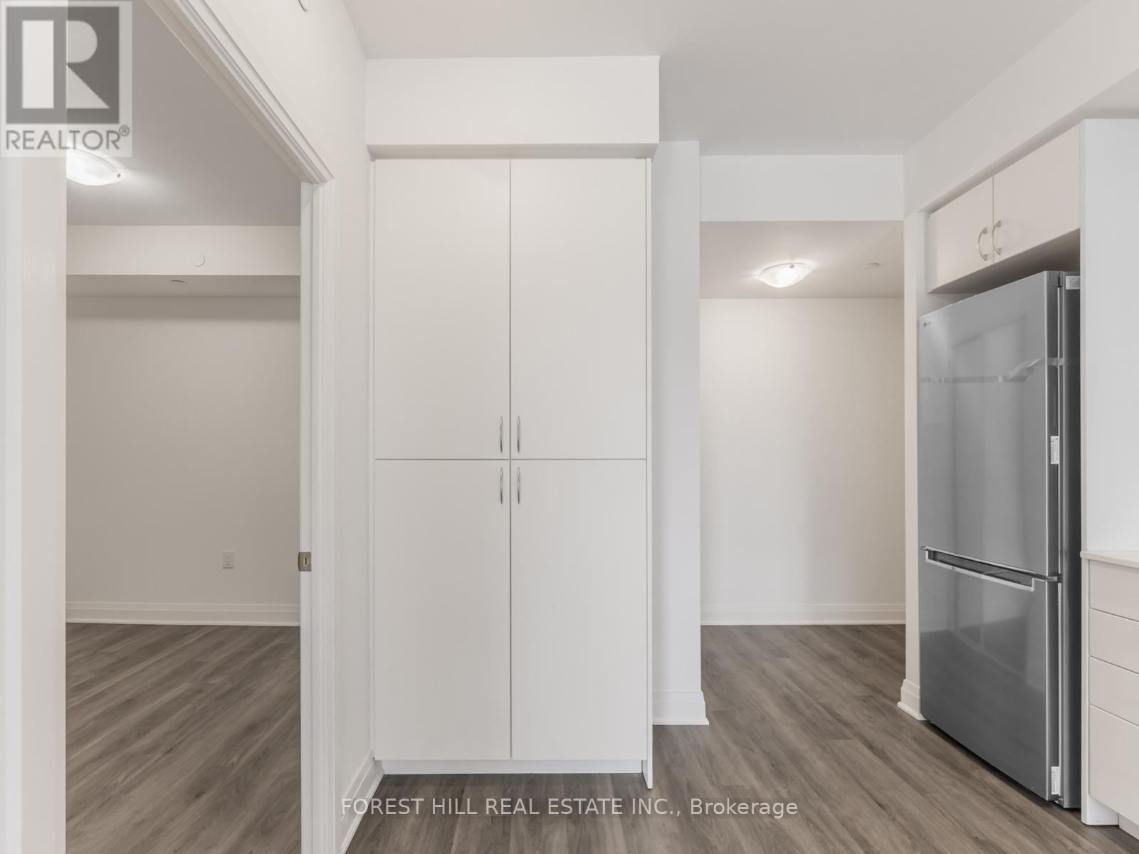 406 - 700 Sheppard Avenue W, Toronto (Bathurst Manor), Ontario  M3H 0G5 - Photo 13 - C12763082