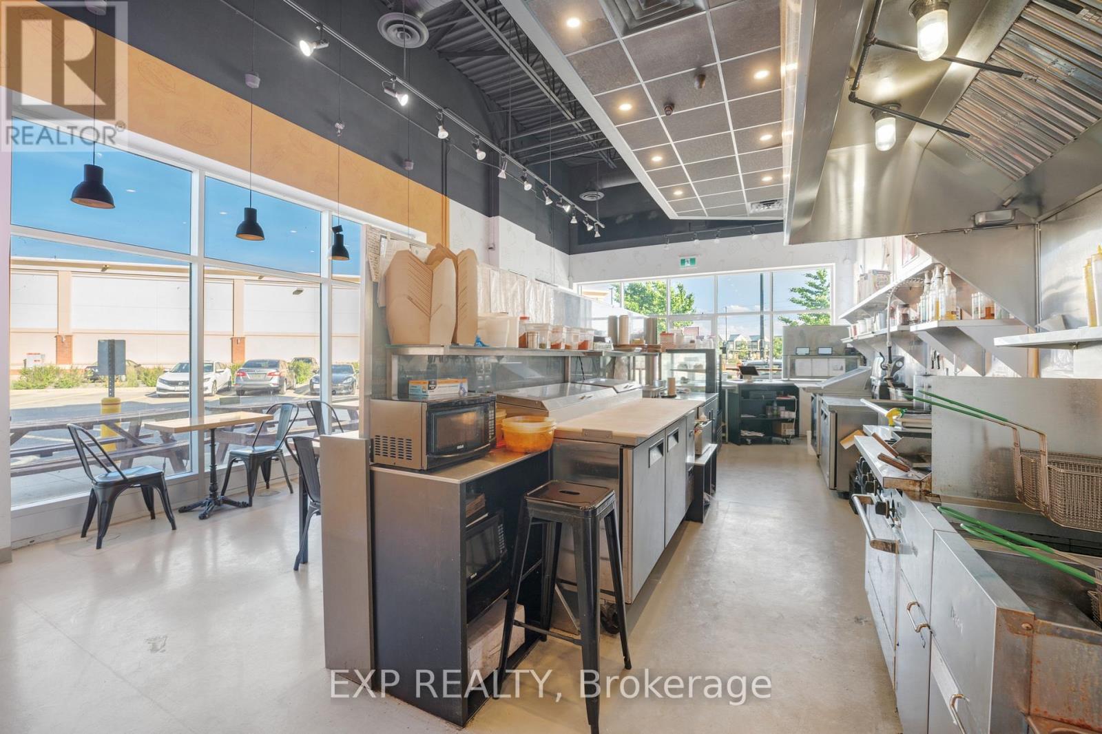 H4 - 2321 Appleby Line, Burlington, Ontario  L7M 4P9 - Photo 8 - W12470759