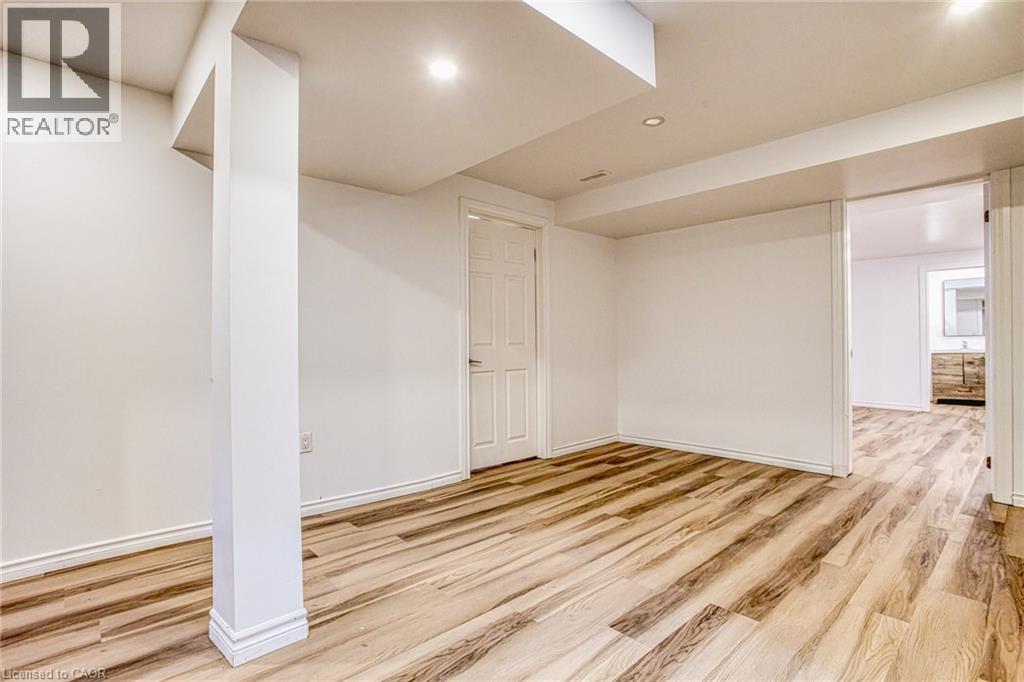 72 Nanaimo Crescent, Stoney Creek, Ontario  L8E 0E1 - Photo 12 - 40803074