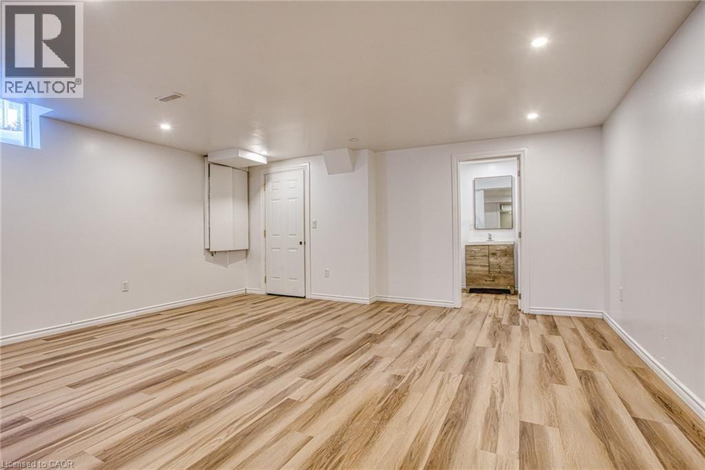 72 Nanaimo Crescent, Stoney Creek, Ontario  L8E 0E1 - Photo 14 - 40803074