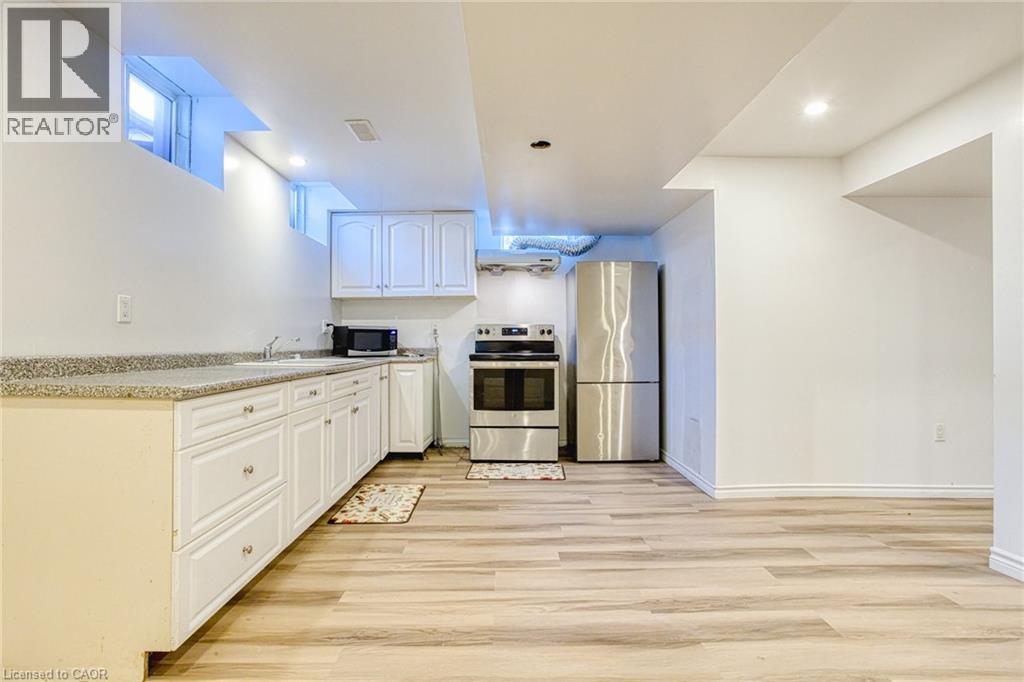 72 Nanaimo Crescent, Stoney Creek, Ontario  L8E 0E1 - Photo 4 - 40803074