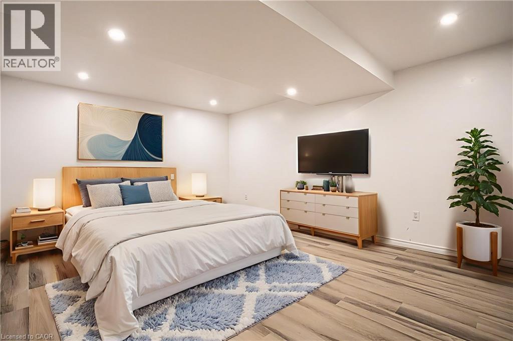 72 Nanaimo Crescent, Stoney Creek, Ontario  L8E 0E1 - Photo 8 - 40803074