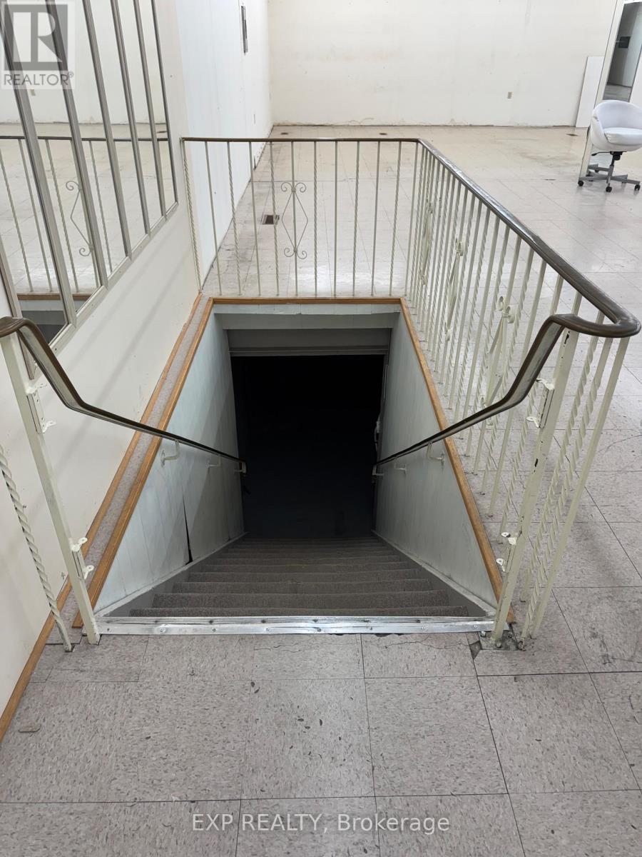 264-268 Ottawa Street N, Hamilton, Ontario  L8H 3Z9 - Photo 11 - X12336179