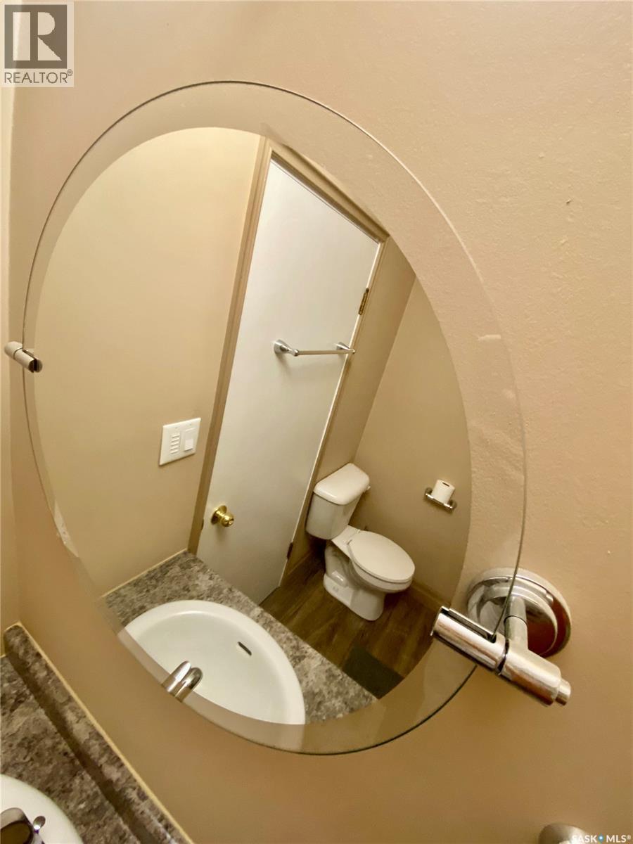 120 3rd Street W, Carnduff, Saskatchewan  S0C 0S0 - Photo 20 - SK011844