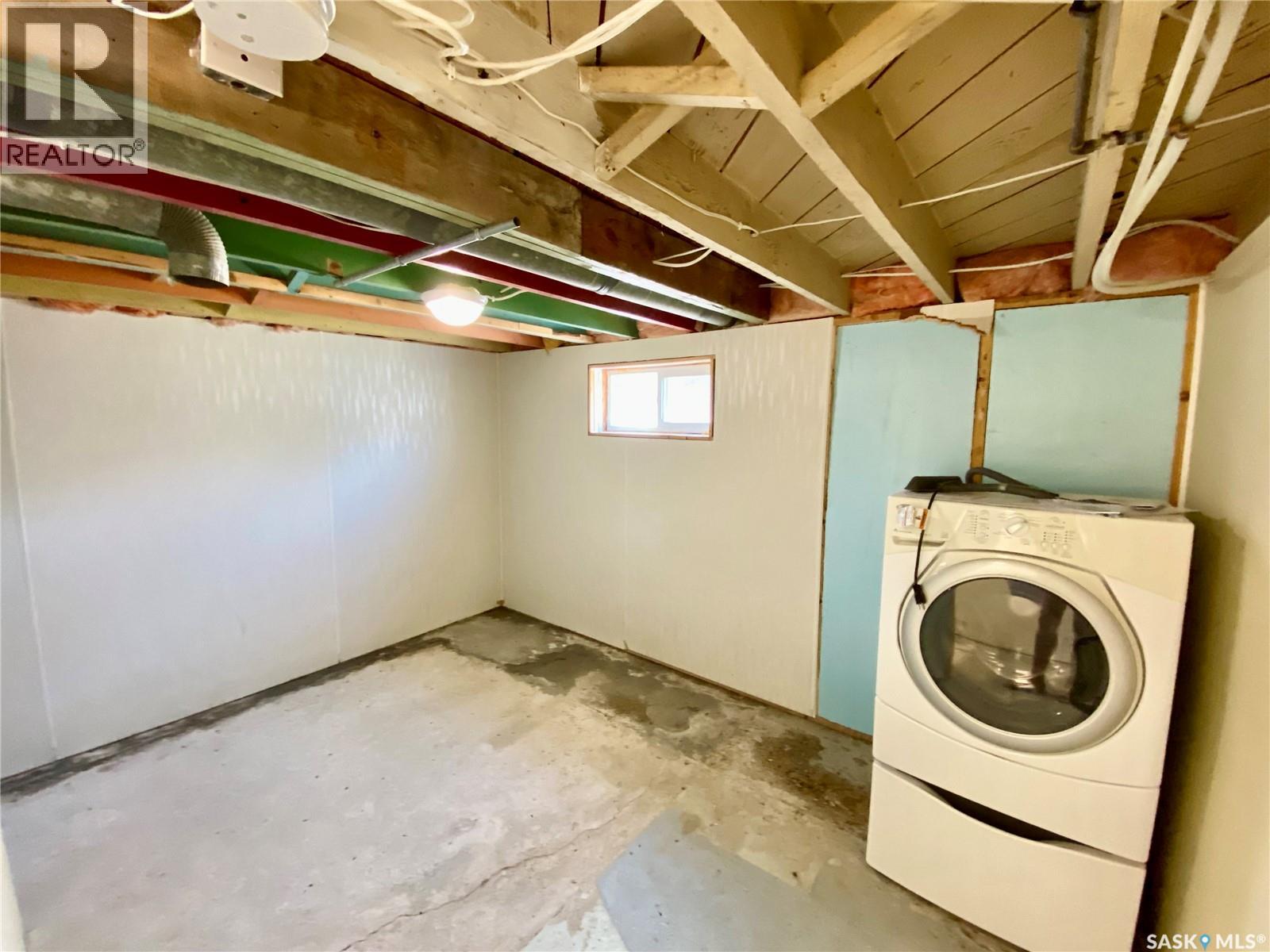 120 3rd Street W, Carnduff, Saskatchewan  S0C 0S0 - Photo 27 - SK011844