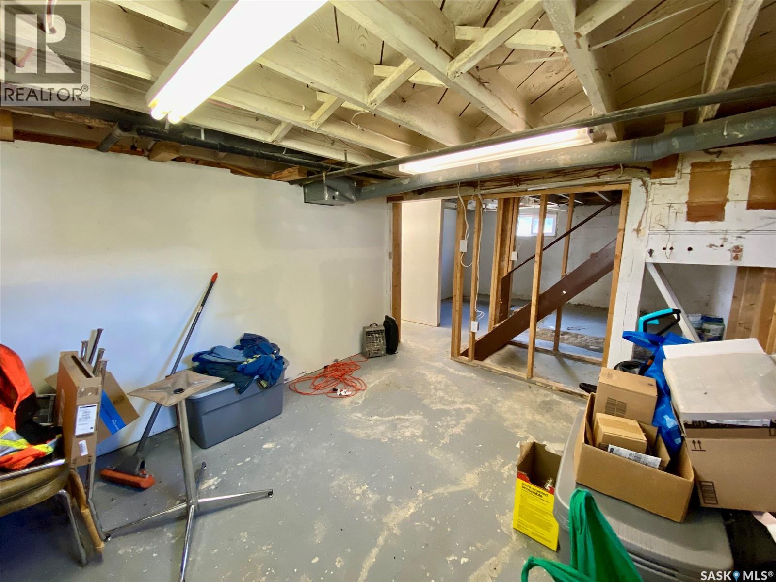 120 3rd Street W, Carnduff, Saskatchewan  S0C 0S0 - Photo 30 - SK011844