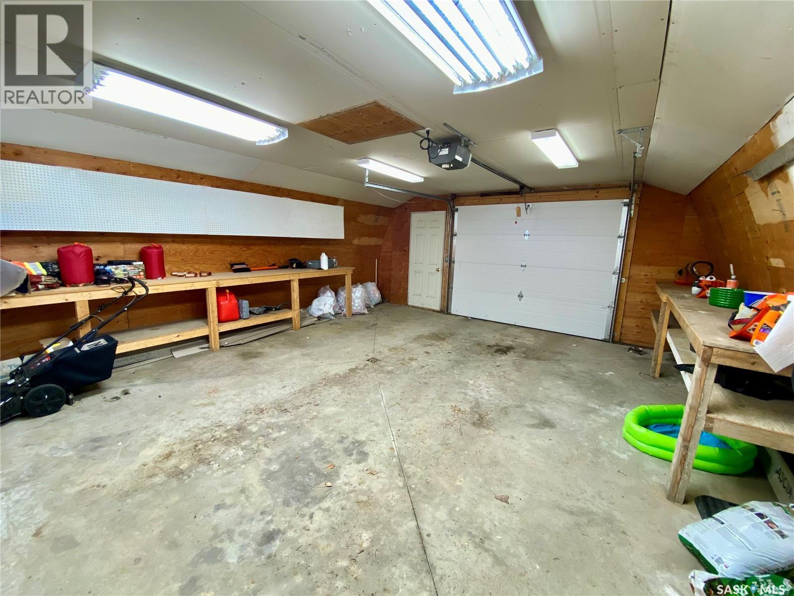 120 3rd Street W, Carnduff, Saskatchewan  S0C 0S0 - Photo 41 - SK011844