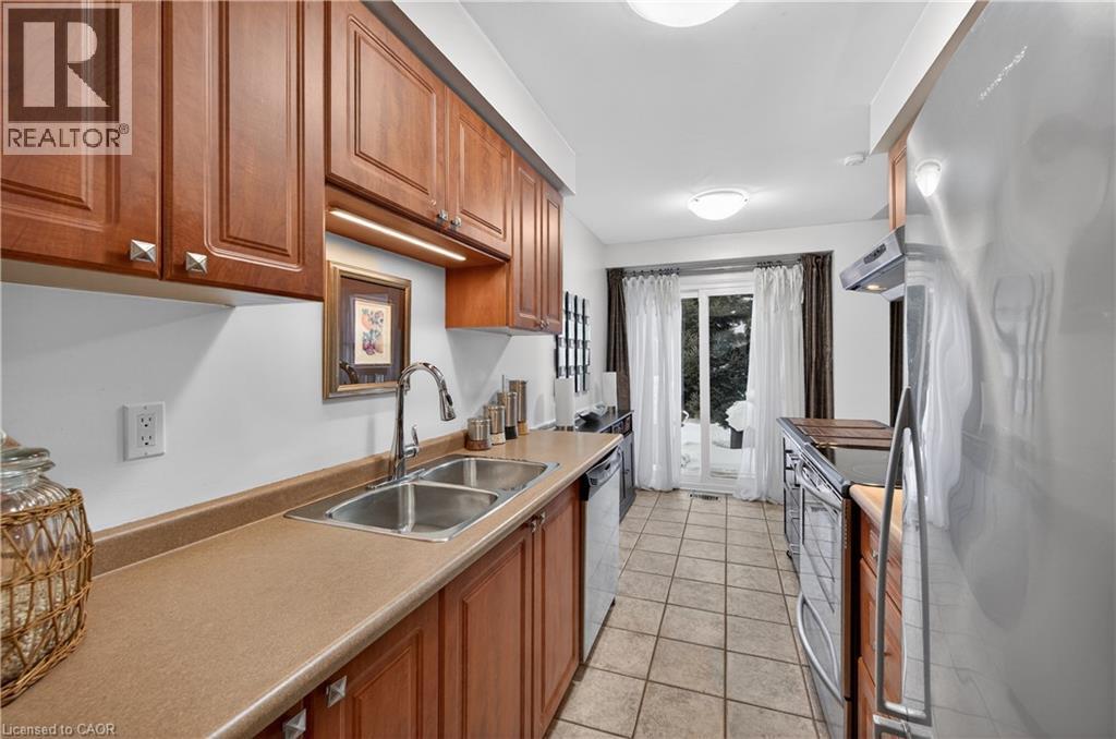 2272 Mowat Avenue Unit# 56, Oakville, Ontario  L6H 5L8 - Photo 7 - 40803205