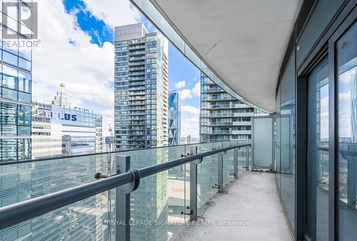 3510 - 14 York Street, Toronto (Waterfront Communities), Ontario  M5J 0B1 - Photo 14 - C12765084