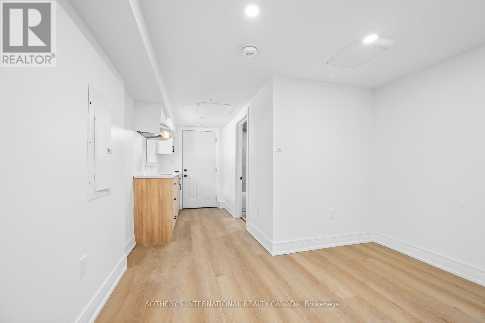 462 Northcliffe Boulevard, Toronto, Ontario  M6E 3L2 - Photo 9 - C12632764