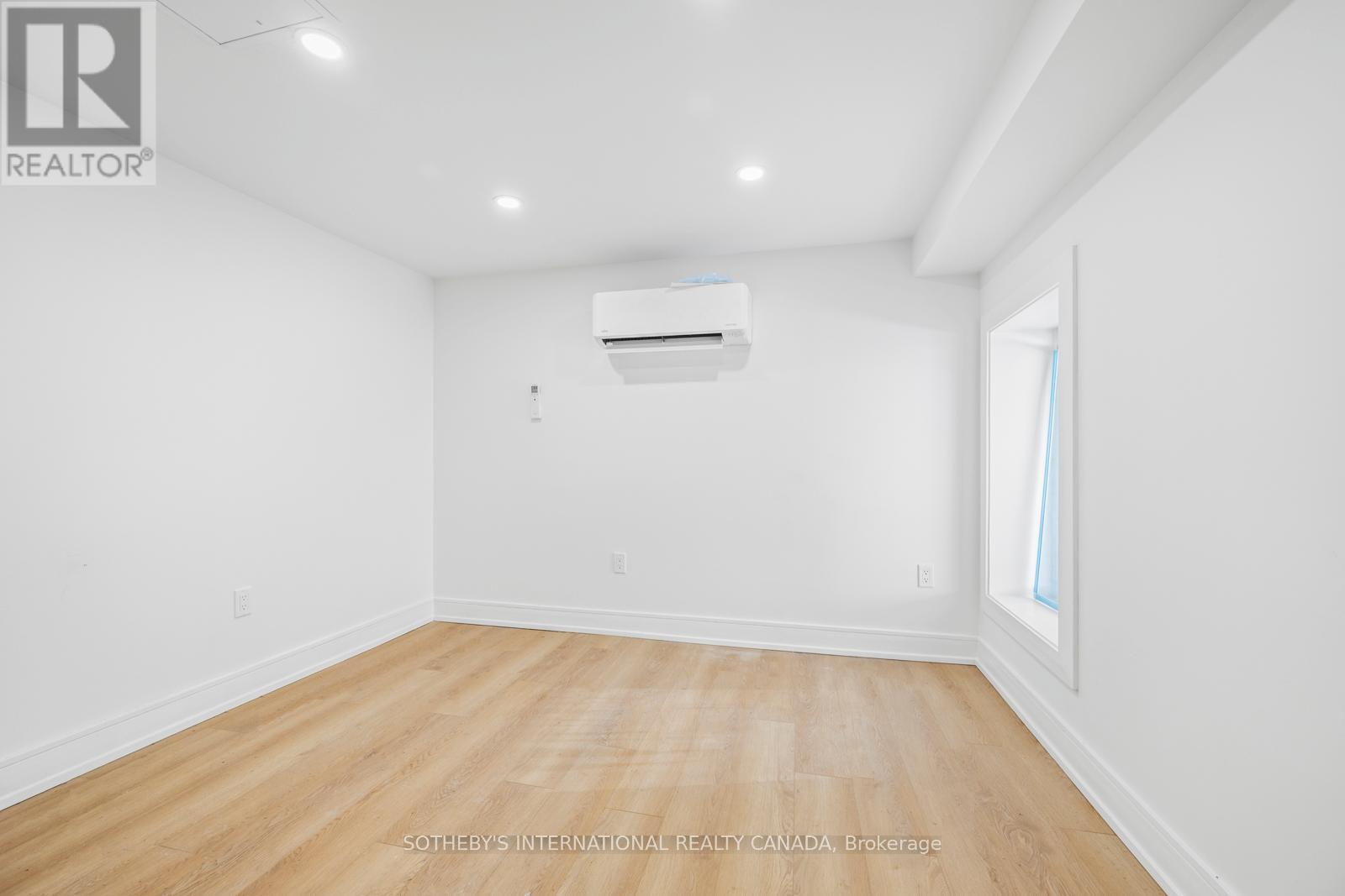 462 Northcliffe Boulevard, Toronto, Ontario  M6E 3L2 - Photo 8 - C12632764