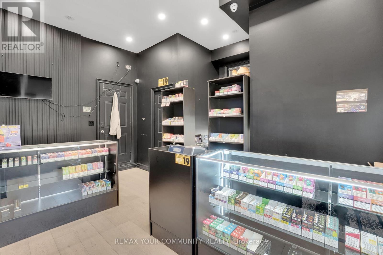 8 - 10060 Keele Street, Vaughan, Ontario  L6A 4V6 - Photo 20 - N12763724