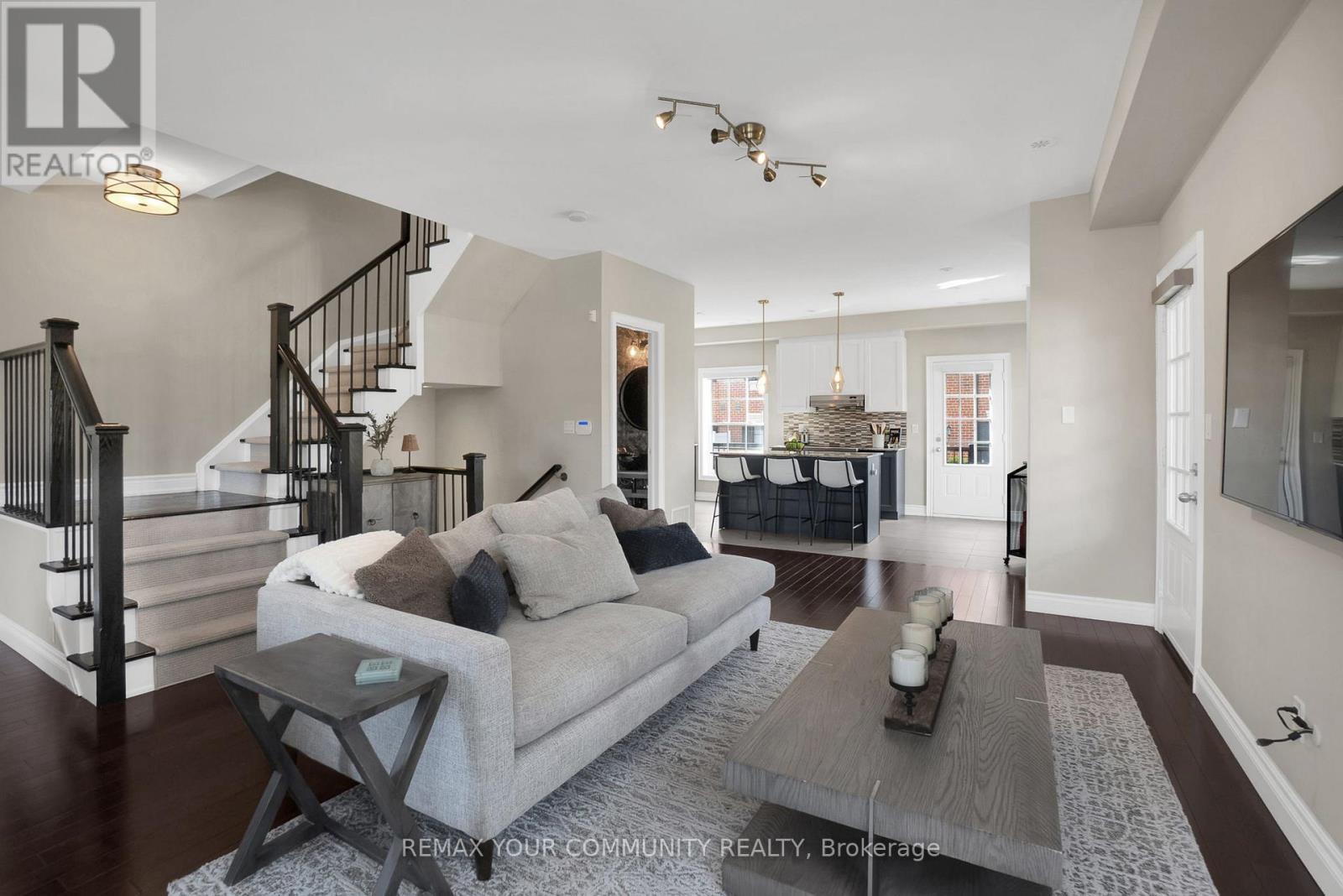 8 - 10060 Keele Street, Vaughan, Ontario  L6A 4V6 - Photo 6 - N12763724