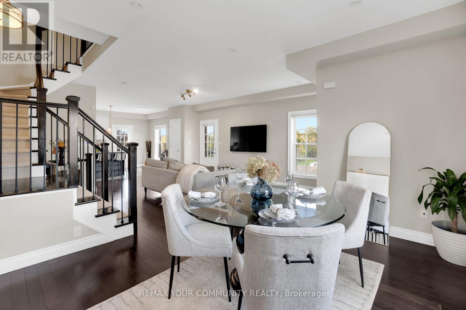 8 - 10060 Keele Street, Vaughan, Ontario  L6A 4V6 - Photo 8 - N12763724