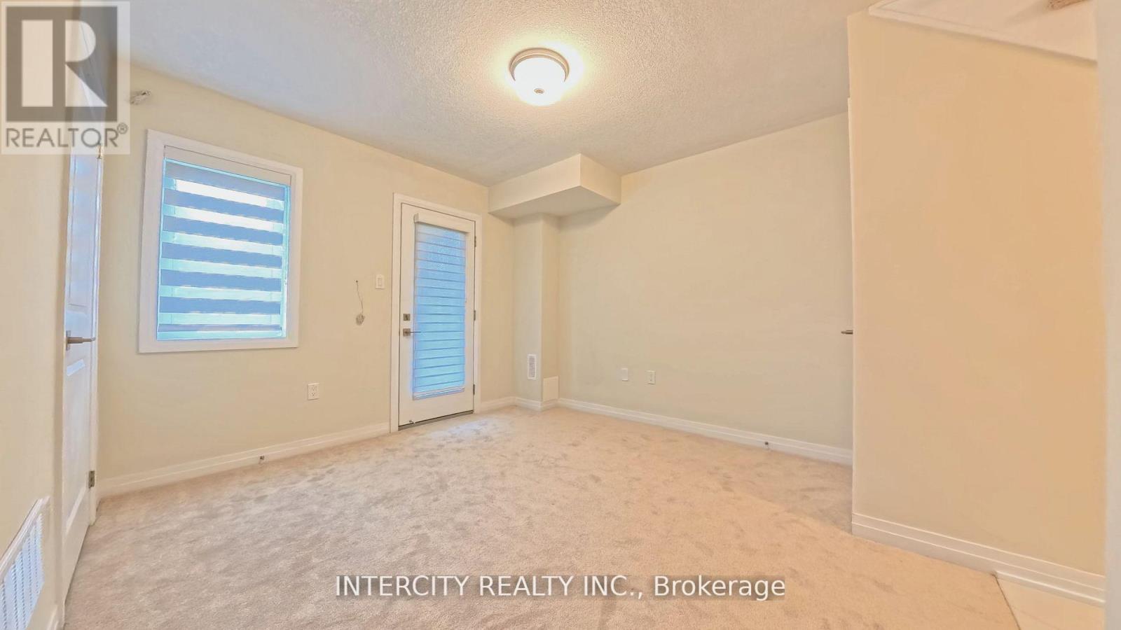 76 Fieldridge Crescent, Brampton (Sandringham-Wellington North), Ontario  L6R 4G6 - Photo 19 - W12765166