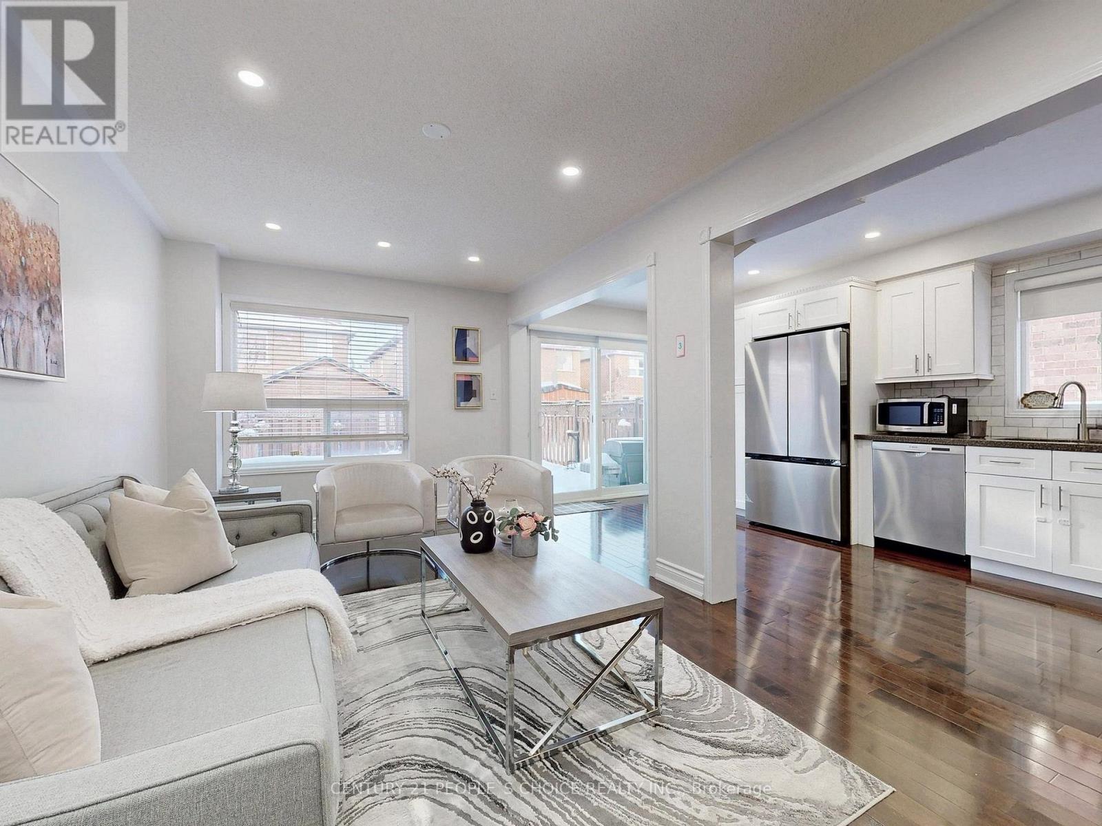 6607 Skipper Way, Mississauga (Meadowvale Village), Ontario  L5W 1P8 - Photo 6 - W12765168