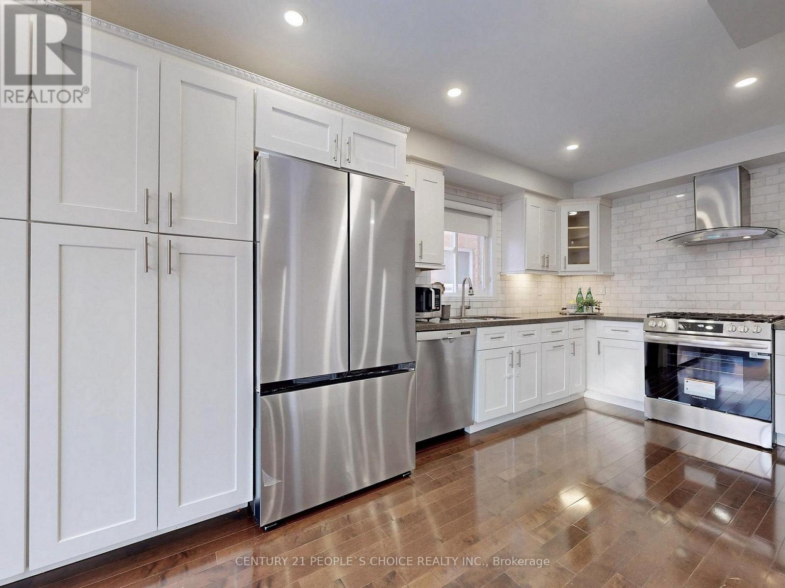 6607 Skipper Way, Mississauga (Meadowvale Village), Ontario  L5W 1P8 - Photo 9 - W12765168