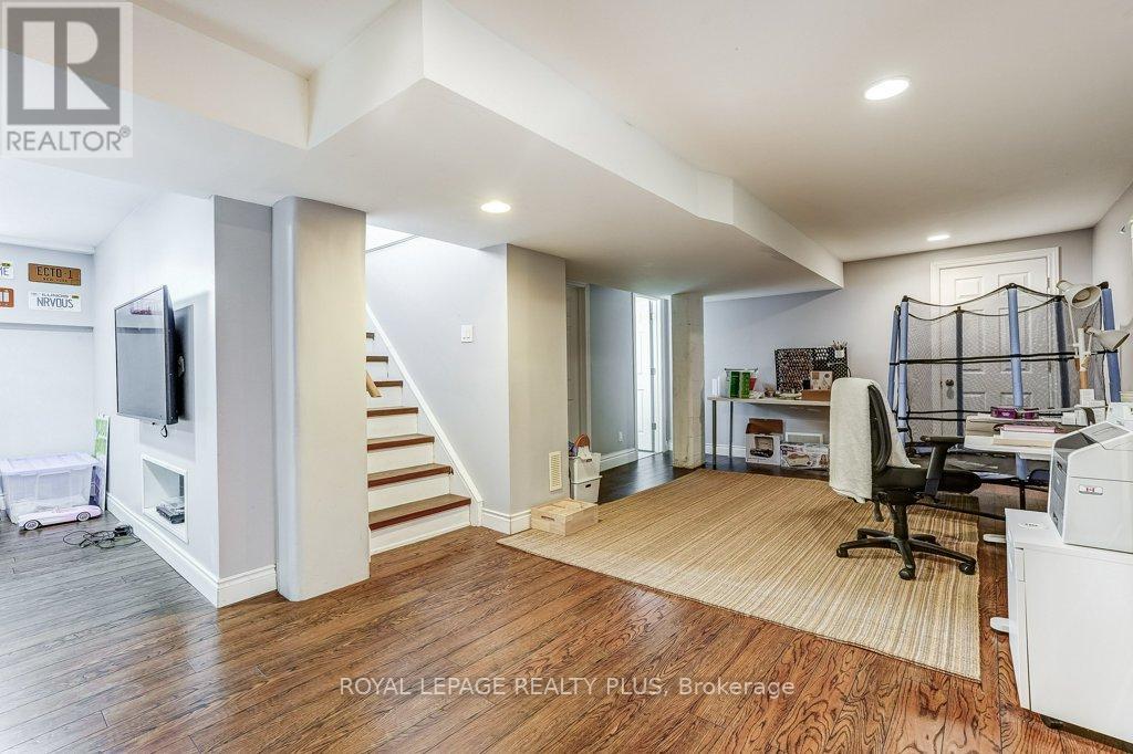 1980 Hartland Drive, Mississauga, Ontario  L5J 1M6 - Photo 21 - W12765178