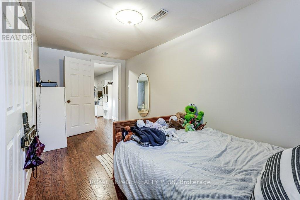 1980 Hartland Drive, Mississauga, Ontario  L5J 1M6 - Photo 27 - W12765178