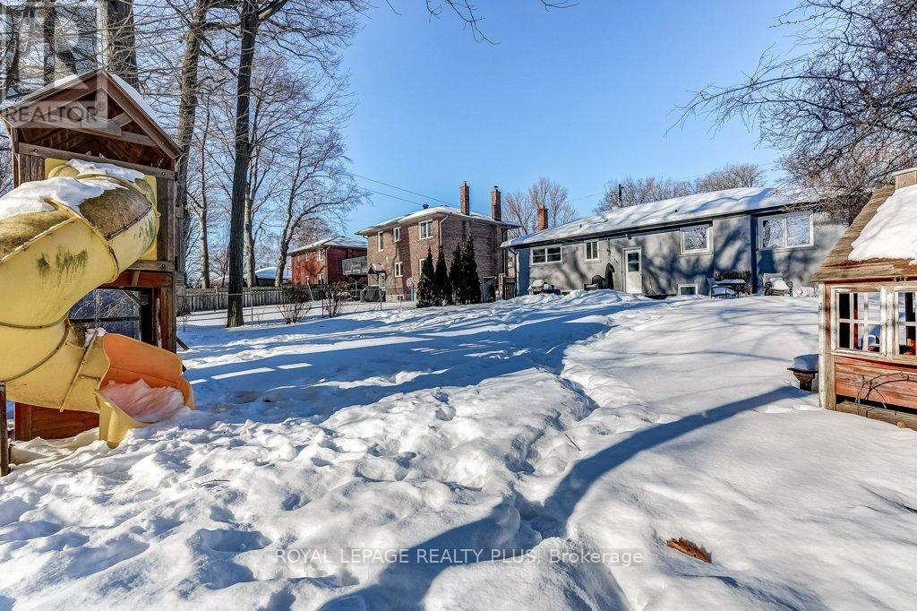 1980 Hartland Drive, Mississauga, Ontario  L5J 1M6 - Photo 33 - W12765178