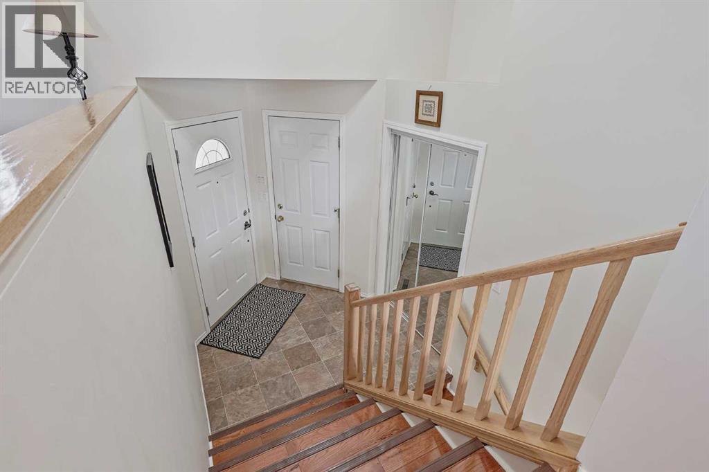 50 Peigan Court W, Lethbridge, Alberta  T1K 7K6 - Photo 4 - A2282684