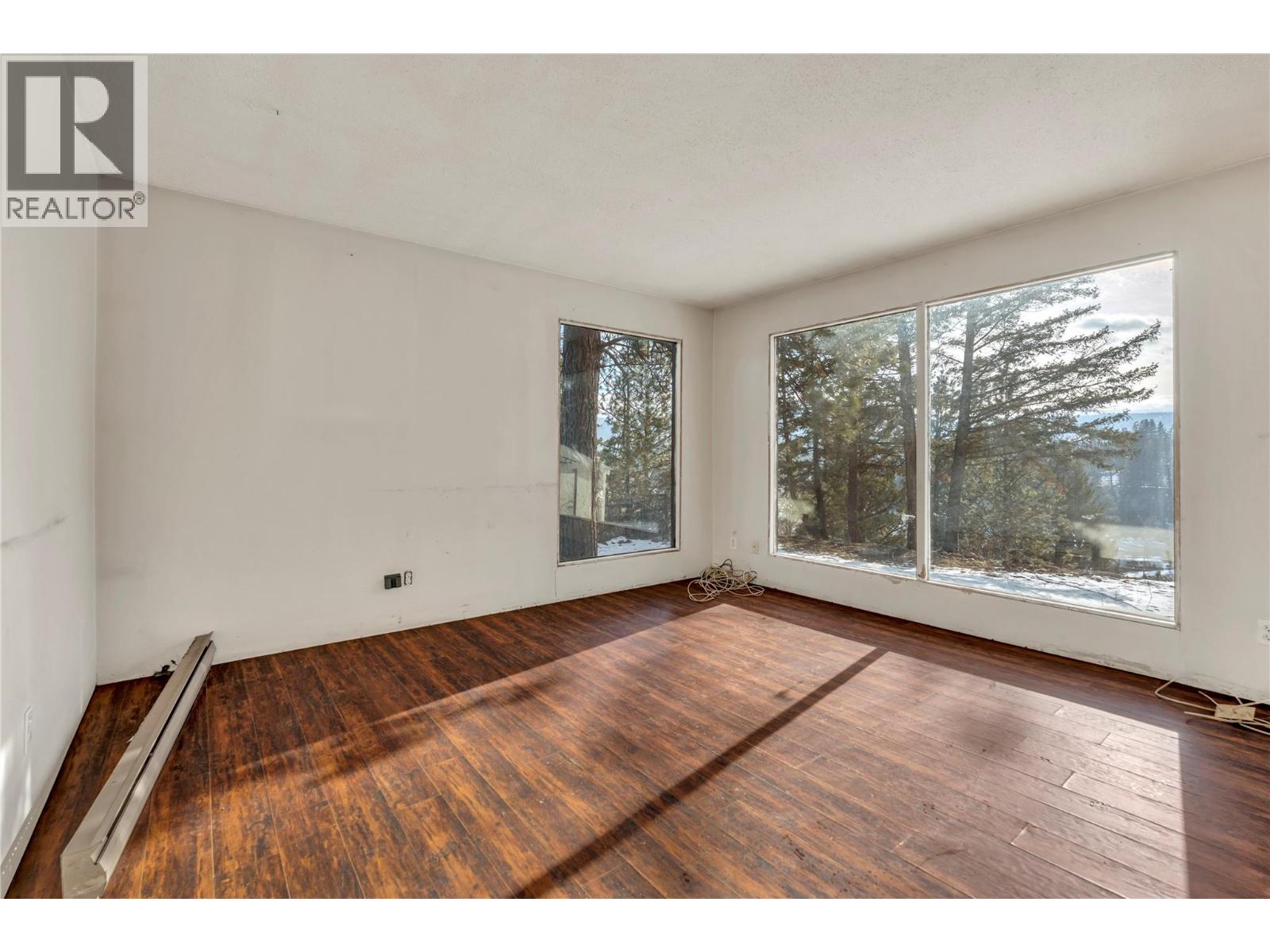 176 Jacobson Rd, Princeton, British Columbia  V0X 1W0 - Photo 3 - 10374510