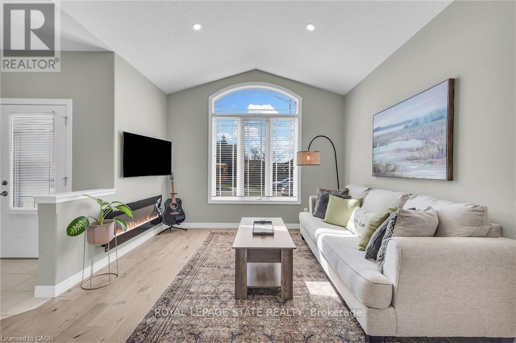 20 Schertzberg Lane, Brantford, Ontario  N3T 0B3 - Photo 14 - X12765128