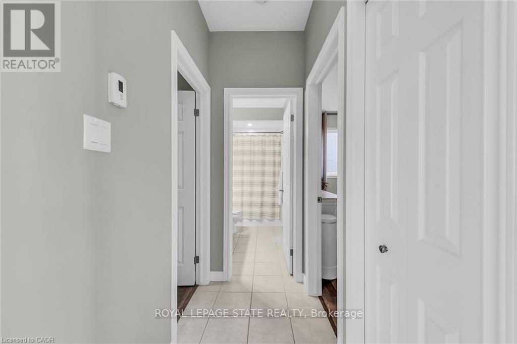 20 Schertzberg Lane, Brantford, Ontario  N3T 0B3 - Photo 19 - X12765128