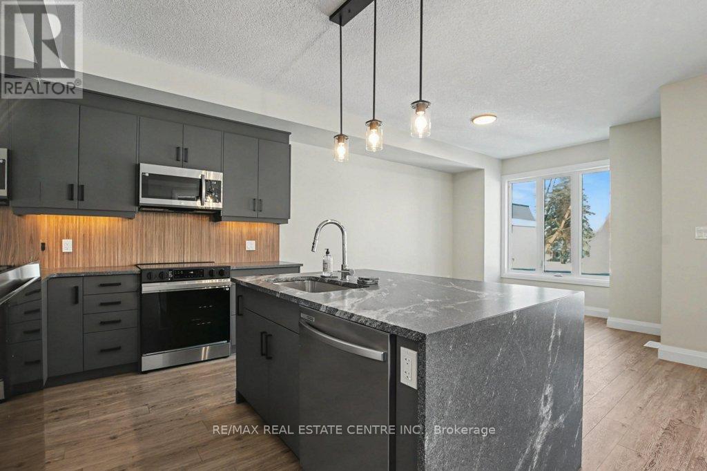 78 - 143 Elgin Street N, Cambridge, Ontario  N1R 0E1 - Photo 10 - X12765130