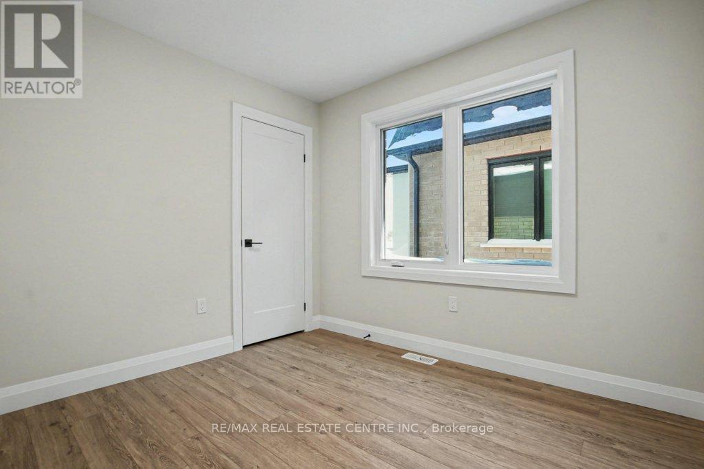 78 - 143 Elgin Street N, Cambridge, Ontario  N1R 0E1 - Photo 32 - X12765130