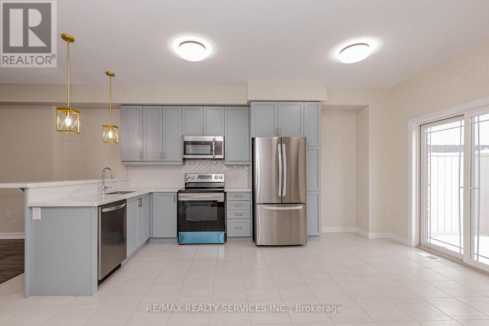 41 Crossings Way N, Hamilton (Stoney Creek), Ontario  L0R 1P0 - Photo 20 - X12765146