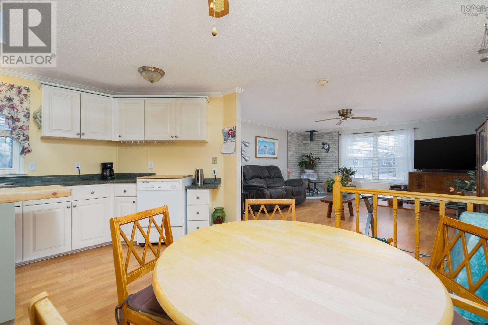 9 Ninth Street, Hammonds Plains, Nova Scotia  B4B 0C9 - Photo 5 - 202602255