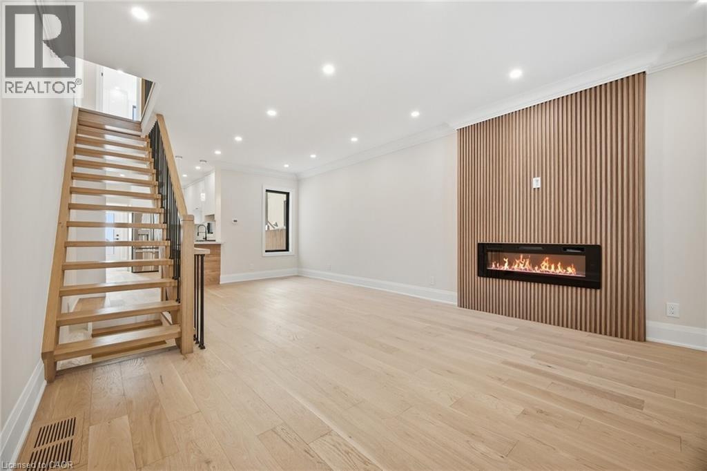 241 Maria Street, Toronto, Ontario  M6P 1W6 - Photo 14 - 40803417