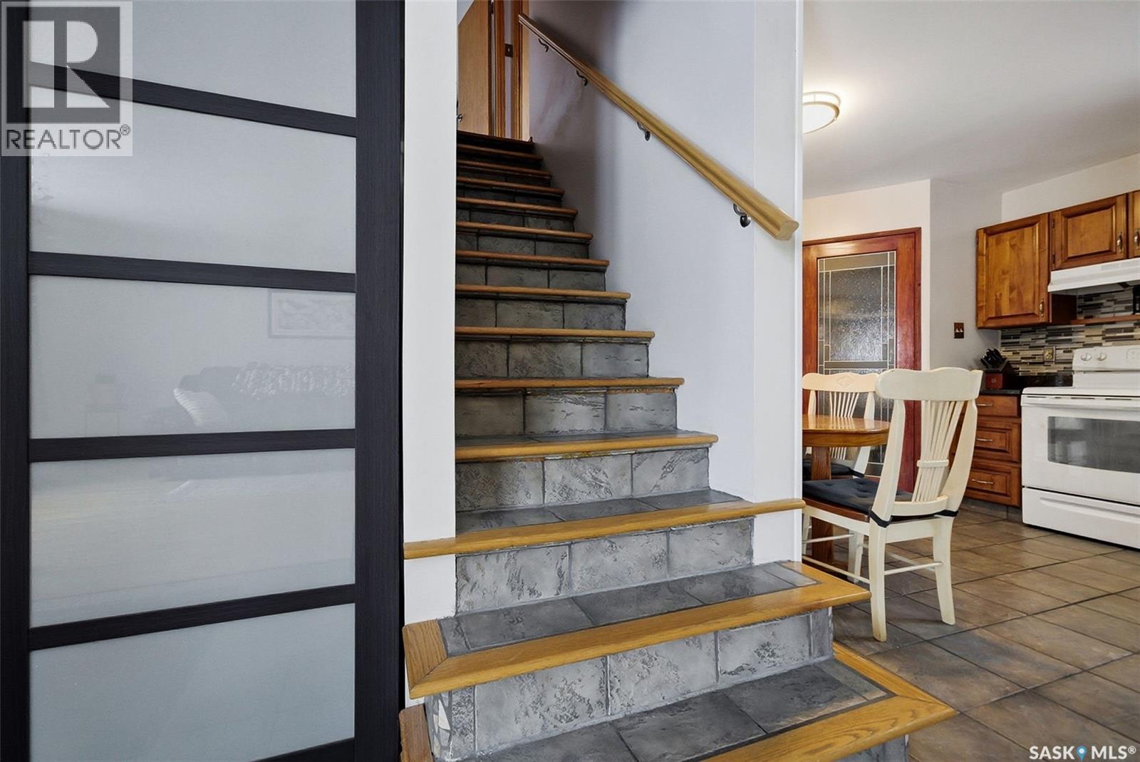 1243 James Crescent, Regina, Saskatchewan  S4N 6A4 - Photo 16 - SK027900